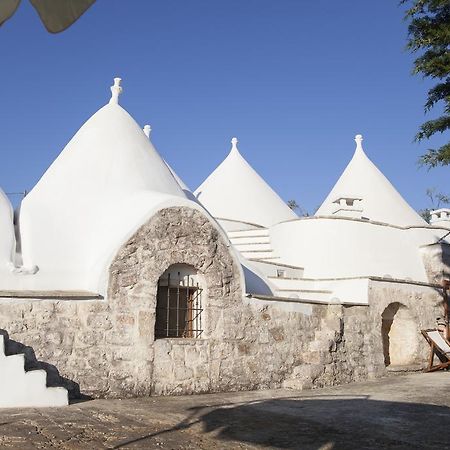 Вилла Trullo Degli Ulivi Остуни Экстерьер фото
