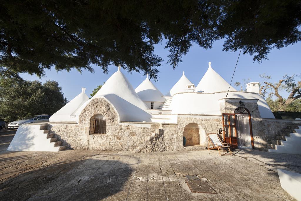 Вилла Trullo Degli Ulivi Остуни Экстерьер фото