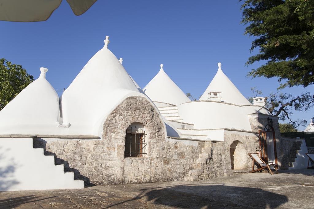 Вилла Trullo Degli Ulivi Остуни Экстерьер фото