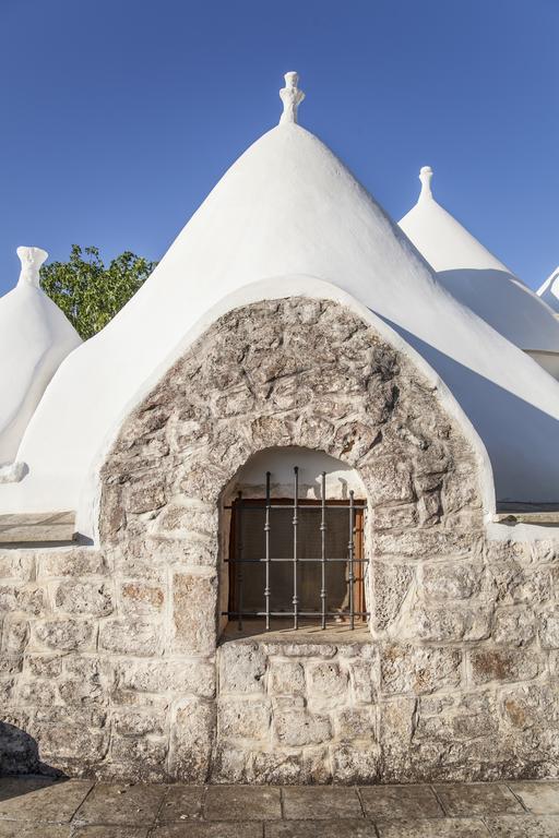 Вилла Trullo Degli Ulivi Остуни Экстерьер фото