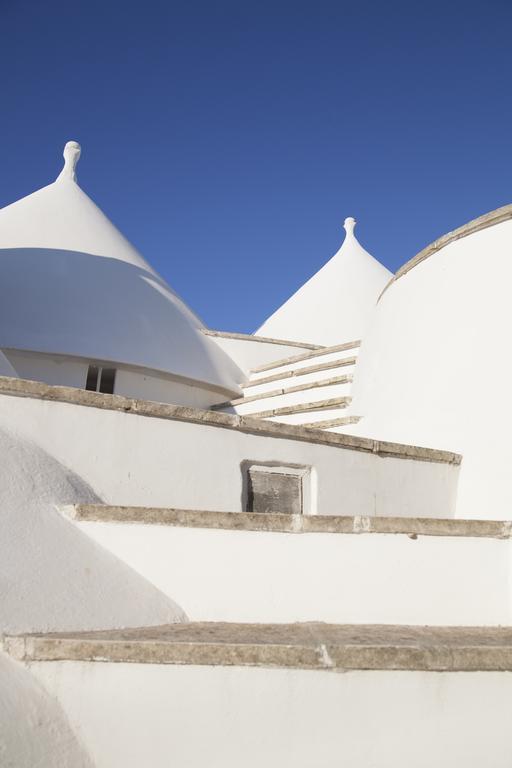 Вилла Trullo Degli Ulivi Остуни Экстерьер фото