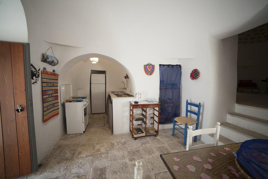 Вилла Trullo Degli Ulivi Остуни Экстерьер фото